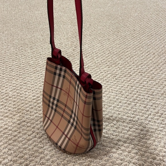 Burberry handbag,crossbody bag - Picture 3 of 5